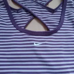 Nike 紫と白ストライプ タンクトップ