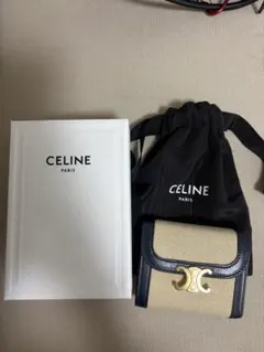 CELINE トリオンフ 三つ折り財布のサムネイル