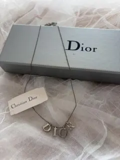 Christian Dior ロゴ 4連　ネックレス シルバーのサムネイル