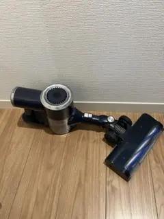 【本体美品】Dyson キャニスター掃除機 CY24 本体 各種ノズル付き Dyson CY24 掃除機(キャニスター)本体 - メルカリ