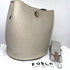 Item thumbnail for item 2715ff21-4aae-4dbc-ab81-e343043bca62