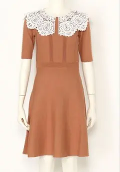 リリーブラウン レース襟付きニットワンピース オレンジ