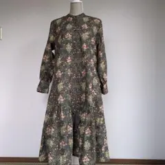 花柄長袖Aラインワンピース