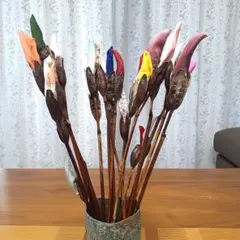 着物リメイク　自然のドライフラワー　あやめ花殻にシルクや縮緬等でブーケを製作③