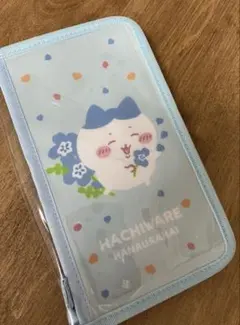 ハチワレ　ガジェットケース　アベイル