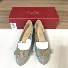 ほぼ新品‼️サルヴァトーレフェラガモパンプス61/2C