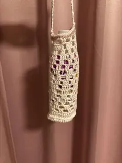 花モチーフのボトルホルダー