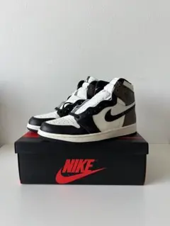 ◆ NIKE AIR JORDAN 1 HIGH OG Dark Mochaのサムネイル