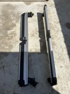 Thule TH710410＋7112 ルーフレール用キャリアセット - メルカリ