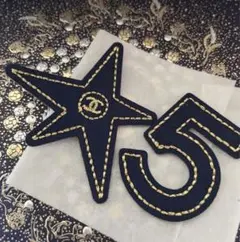 New ！CHANELホリデーワッペンノベルティ 2025年 最新　イベント限定