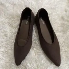 本日限定価格vivaiaポインテッドトゥ シューズ38サイズ24センチ相当