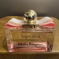 フェラガモ シニョリーナ　イン　フィオーレ　EDP 100ml 香水・