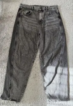 ZARA グレー デニムパンツ