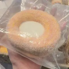 kikisquishy 粉付き ドーナツ