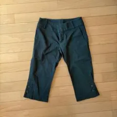 美品 ユニクロ 夏用七分丈パンツ 黒 カジュアルパンツ S M