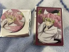 鬼滅の刃　無限城編　ランダム缶バッジ　箔押しカード　甘露寺蜜璃