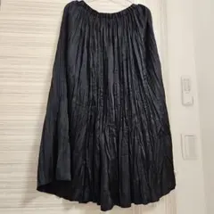 ブラック　ワッシャープリーツスカート SOCOLLA