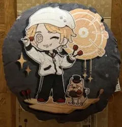 第五人格 Identity V ラウンドワン　クッション　納棺師　ポストマン ラウンドワン限定 第五人格 丸型クッション 納棺師 ポストマン - メルカリ
