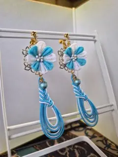 水白菊の水引イヤリング(ピアス)