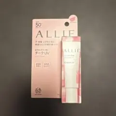 アリィー　クロノビューティカラーオンUVチーク01のサムネイル