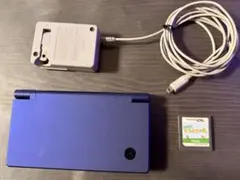 【動作品】ニンテンドーDSi本体＋ソフト＋充電アダプター　すぐ遊べる