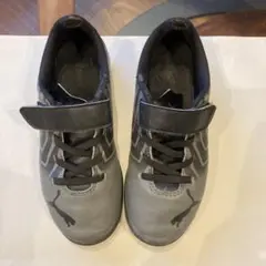 【19cm Puma 】トレーニングシューズ　屋外フットサル用