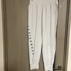 アンダーアーマー　S/Mサイズ