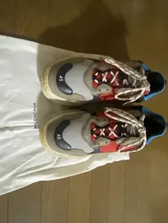 Item thumbnail for item cf5bb3f2-dc3f-4fc9-9cf9-52929a9d45b3