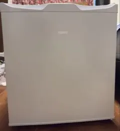 【美品・使用約3ヶ月】SAMKYO 冷蔵庫 48L GU40 ホワイト 小型のサムネイル