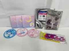 ◆セーラームーングッズ 缶バッチ3種＆アクリルスタンド2種セット 09283