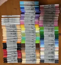 コピック　102本セット＋おまけのペン13本