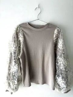 Mサイズ　くすみピンク系　リブ編み トップス パフスリーブ