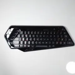 Mad Catz S.T.R.I.K.E.M Bluetoothキーボード