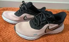 NIKE ランニングシューズ レディース ウィメンズ レボリューション 5