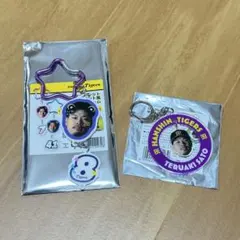 阪神タイガース90周年記念アクスタくじ 佐藤輝明セット - メルカリ