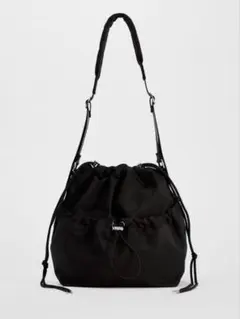 ZARA ナイロンバケットバッグのサムネイル