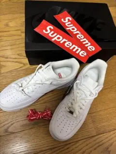 新品 SupremexNike AirForce1 Low White 27.5のサムネイル