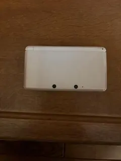 【美品】Nintendo 3DS ホワイト ACアダプタ付き