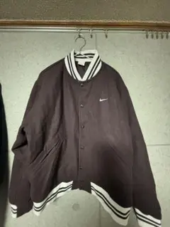 Nike スタジャン XL ダークブラウン