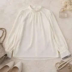 美品 ブルーレーベルクレストブリッジ ハイネック ブラウス 袖チェック 38