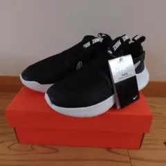 ナイキフレックスランナー3　21.5 　ブラック　新品未使用