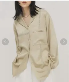 KBF ルーズサテンシャツ