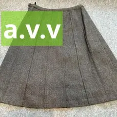 【美品】A.V.V グレー プリーツスカート ひざ丈 ウール混紡 38サイズ