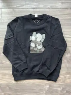 kaws スウェット