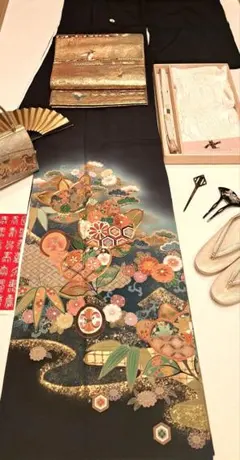 美品❇️作家物　友禅暈し染め　金彩刺繍 黒留袖　比翼仕立て　フルセット