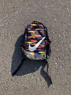 Nike 迷彩マルチカラーストライプリュック