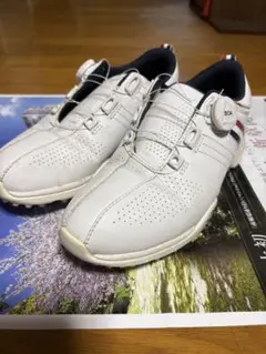 New Balance ゴルフシューズ Boaシステム ホワイト ニューバランス ゴルフから日本人の足にフィットする ゴルフシューズ