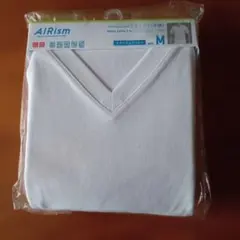 【新品未使用】ユニクロ AIRism コットンVネックTシャツ 半袖 Mサイズのサムネイル