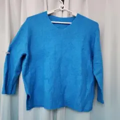 【超メルカリ市】青色 Vネック 長袖ニットセーター