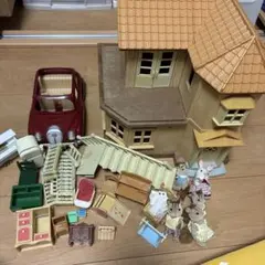 シルバニアファミリー　あかりの灯る大きな家　たのしくお出かけファミリーカー